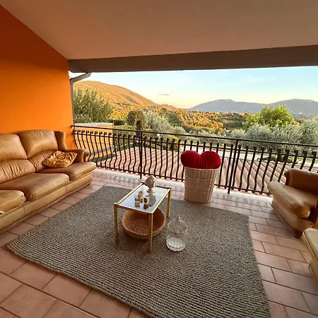 Casa Relax E Il Moraiolo Дом отдыха Stroncone